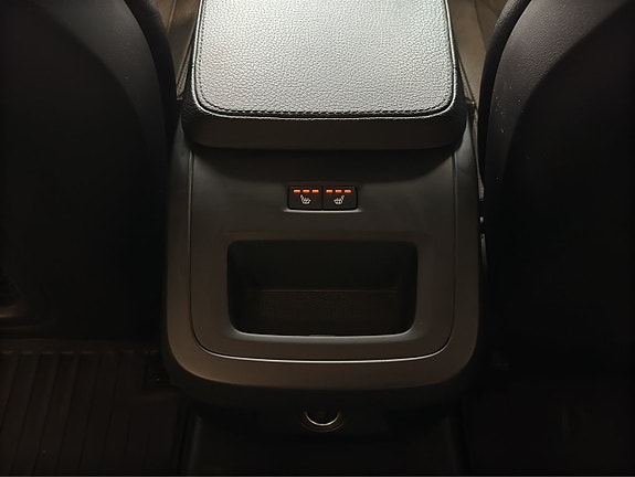 Volvo V90 23 of 26