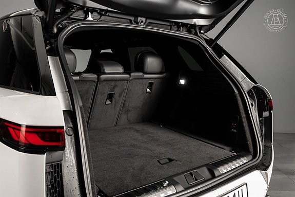 Land Rover Range Rover Sport 4 of 12