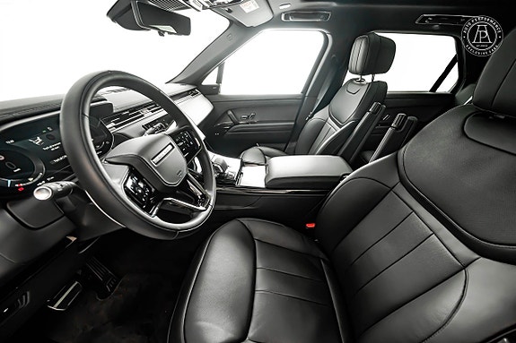Land Rover Range Rover Sport 5 of 12