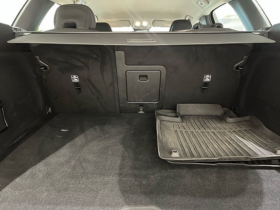 Volvo XC60 13 of 14