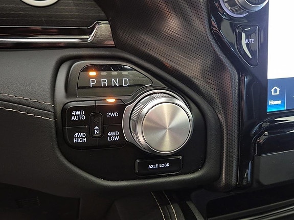 Dodge RAM 1500 13 of 21