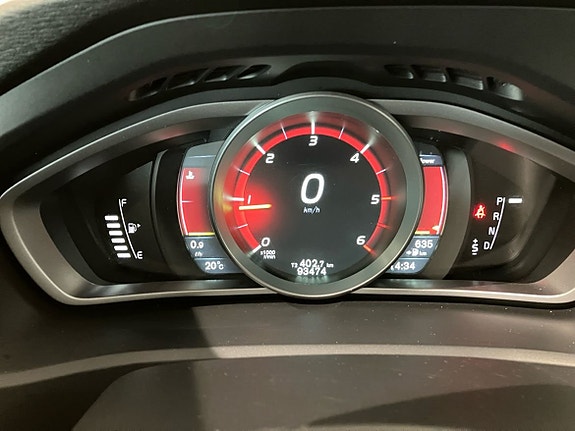 Volvo V40 Cross Country 12 of 14