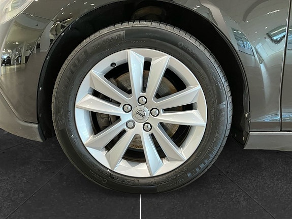 Volvo V40 Cross Country 10 of 14