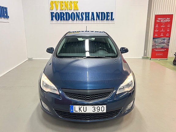 Opel Astra 3 of 26
