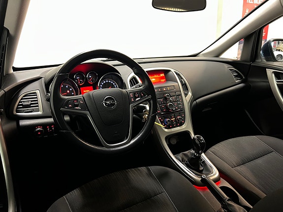 Opel Astra 15 of 26