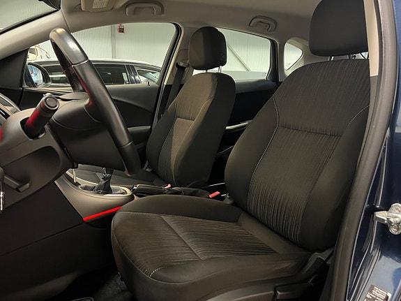 Opel Astra 11 of 26