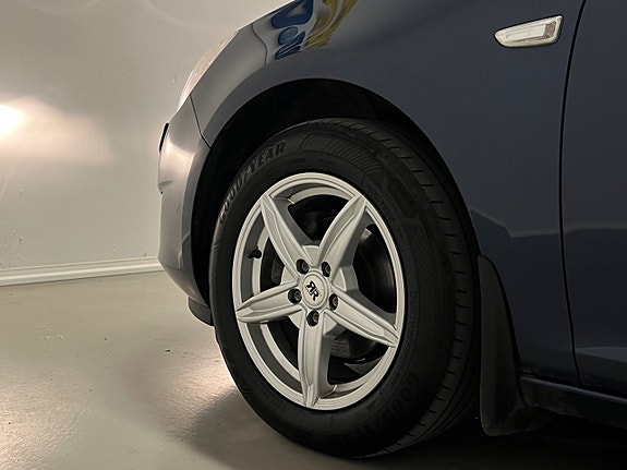 Opel Astra 10 of 26