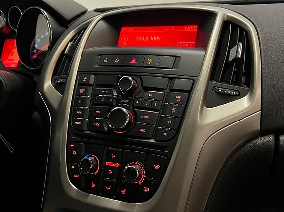 Opel Astra 26 of 26