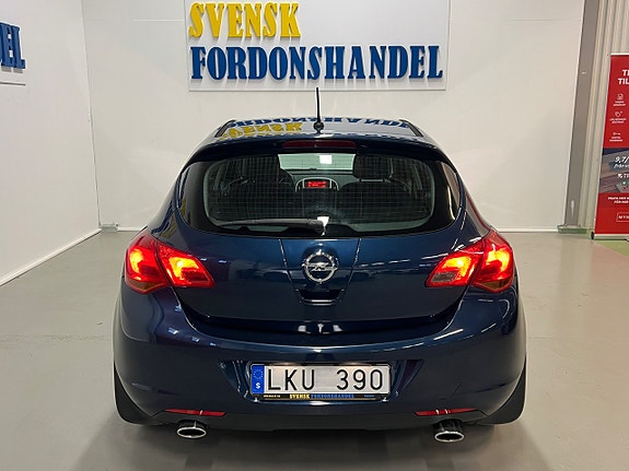 Opel Astra 6 of 26