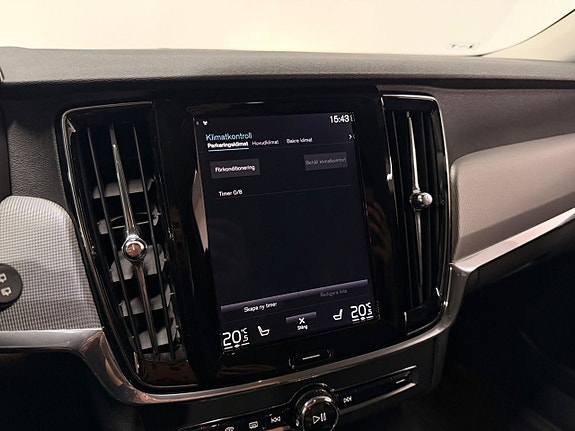 Volvo V90 23 of 30