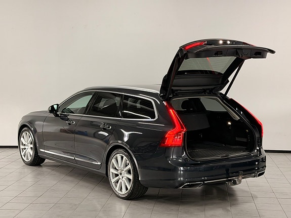 Volvo V90 7 of 30