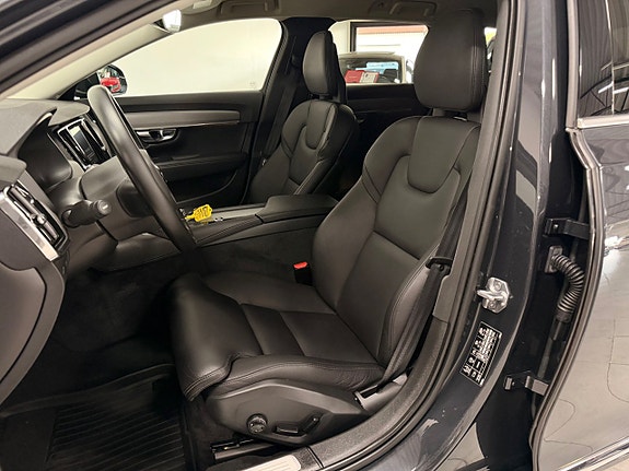 Volvo V90 12 of 30