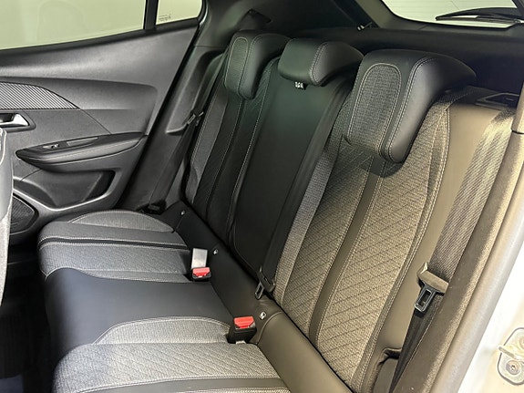 Peugeot 2008 6 of 20
