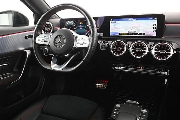 Mercedes-Benz A200 14 of 30