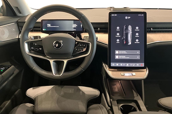 Volvo ES90 11 of 21