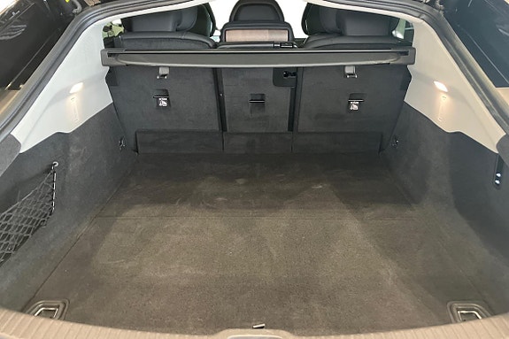 Volvo ES90 12 of 21