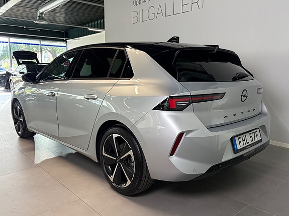 Opel Astra 4 of 19