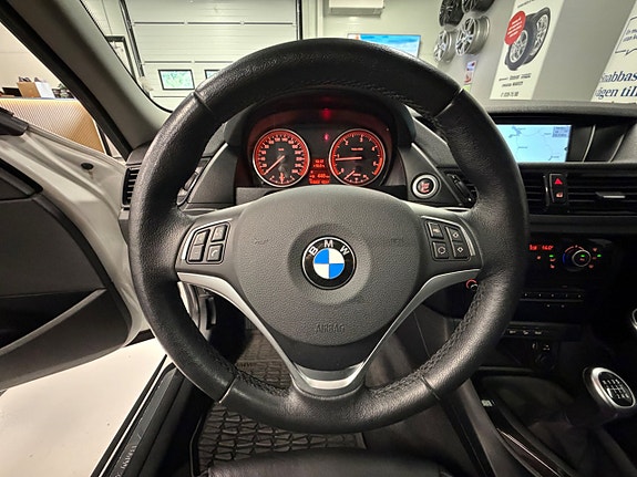 BMW X1 5 of 27