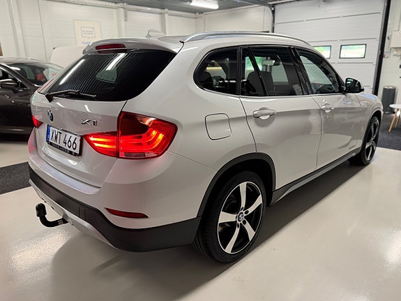 BMW X1 3 of 27