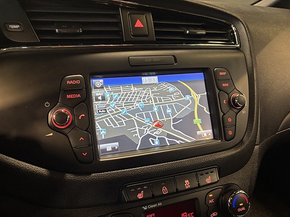 Kia Ceed 14 of 24