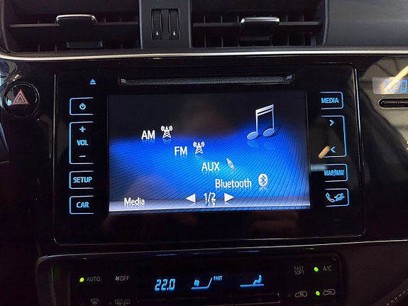 Toyota Auris 17 of 19