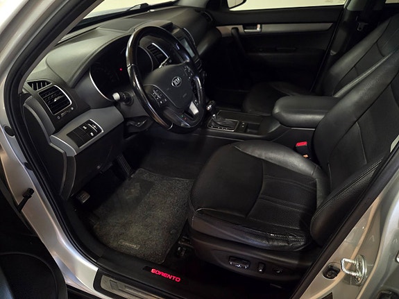 Kia Sorento 9 of 18