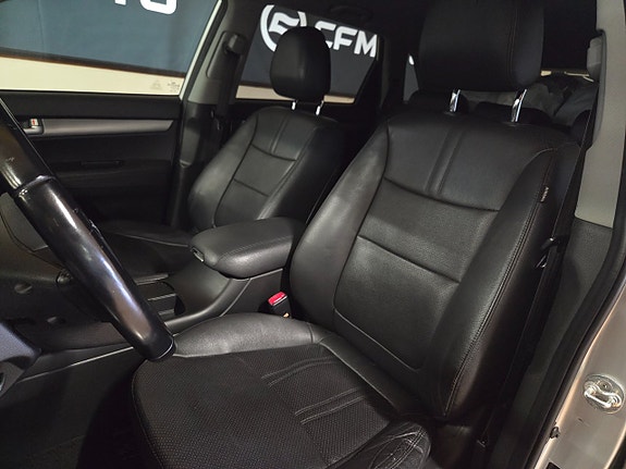 Kia Sorento 6 of 18