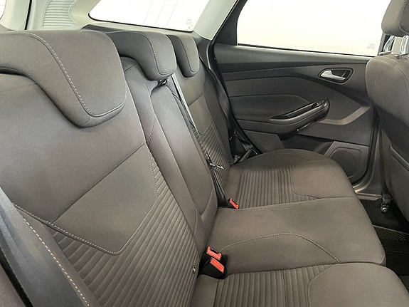 Ford Focus 10 of 18