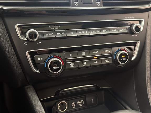 Kia Optima 25 of 30
