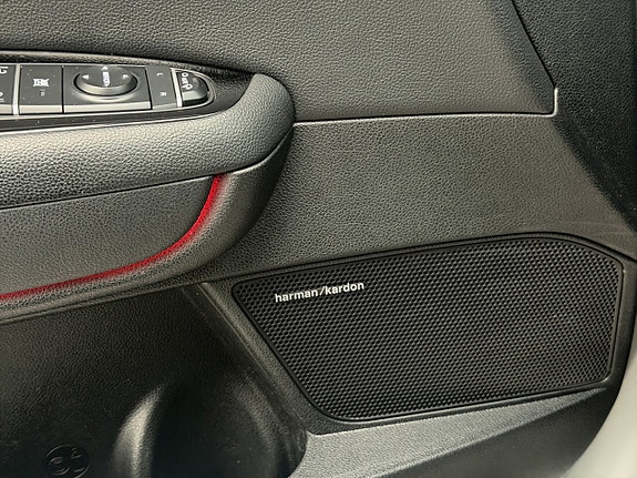 Kia Optima 17 of 30