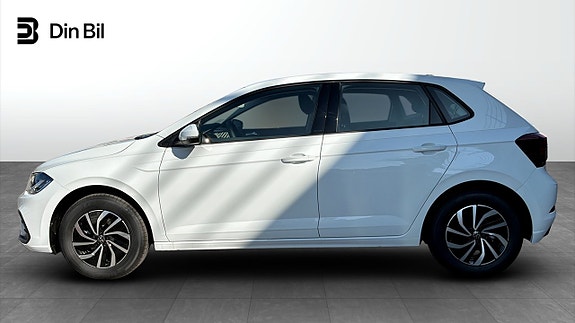 Volkswagen Polo 2 of 12