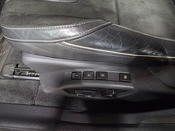 Volvo XC60 9 of 13