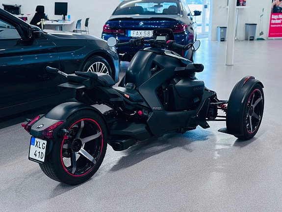 Can-Am Ryker Sport Night Rider Batmobile 900cc B-Körkort 15 of 16