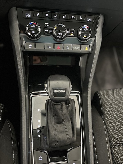 Skoda Karoq 9 of 18