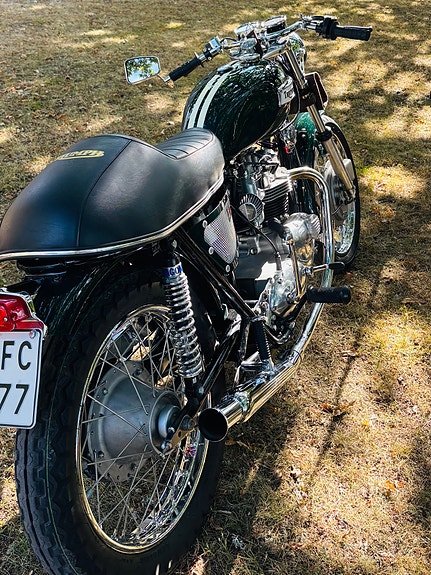 Triumph Bonneville 6 of 8