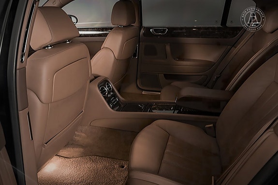 Bentley Continental Flying Spur 7 of 7