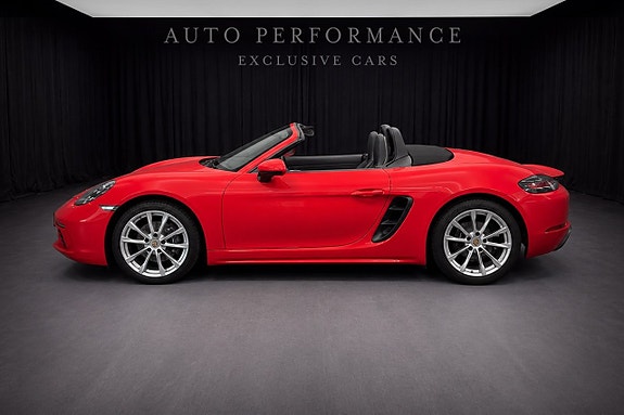 Porsche 718 Boxster 2 of 9