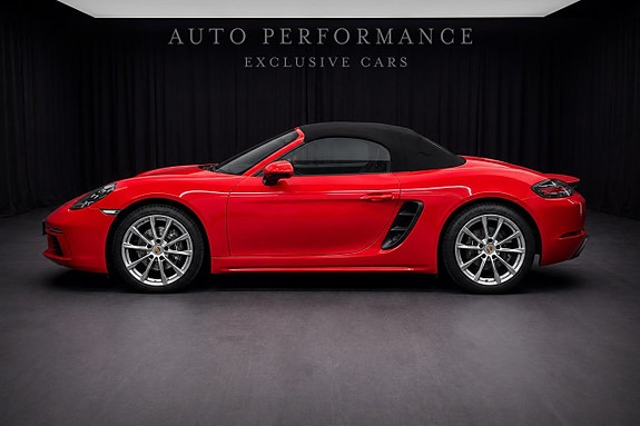Porsche 718 Boxster 4 of 9