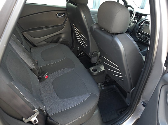 Renault Captur 10 of 13