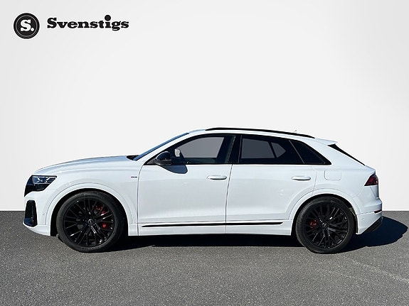 Audi Q8 3 of 12
