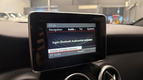 Mercedes-Benz A200 20 of 25