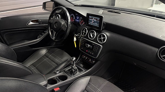 Mercedes-Benz A200 17 of 25