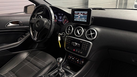 Mercedes-Benz A200 18 of 25