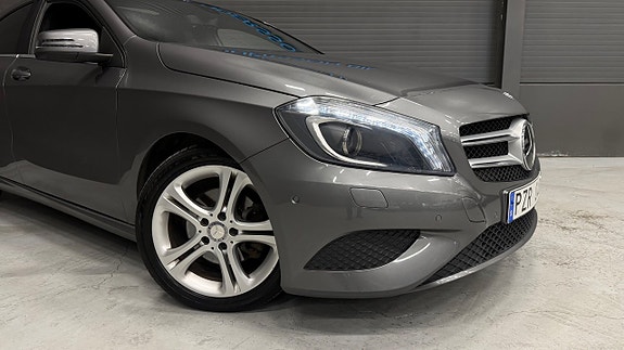 Mercedes-Benz A200 3 of 25