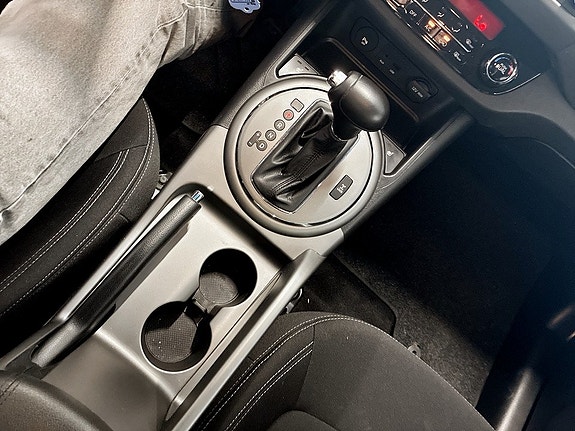 Kia Sportage 11 of 17