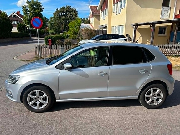 Volkswagen Polo 2 of 10