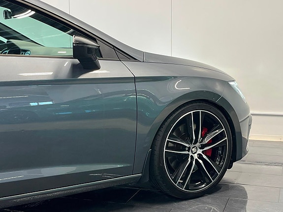 Seat Leon 10 of 24