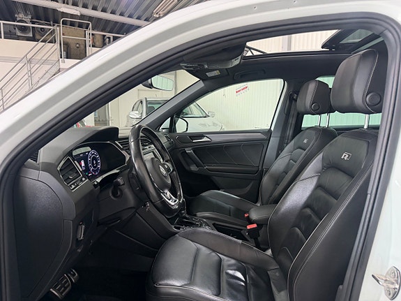 Volkswagen Tiguan 14 of 21