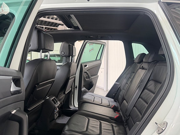 Volkswagen Tiguan 17 of 21