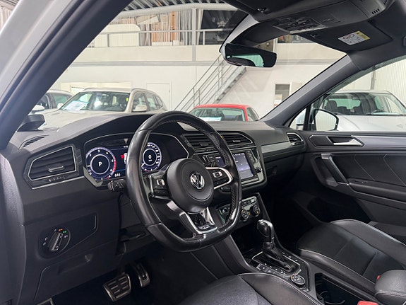 Volkswagen Tiguan 13 of 21